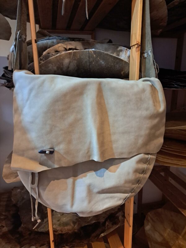 Sac pour tambour chamanique en cuir | sjamaan.nl