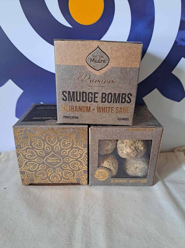 Smudge Sagrada Madre Premium Smudge Bombs Olibanum & Witte Salie | Smudges | Sjamaan.nl