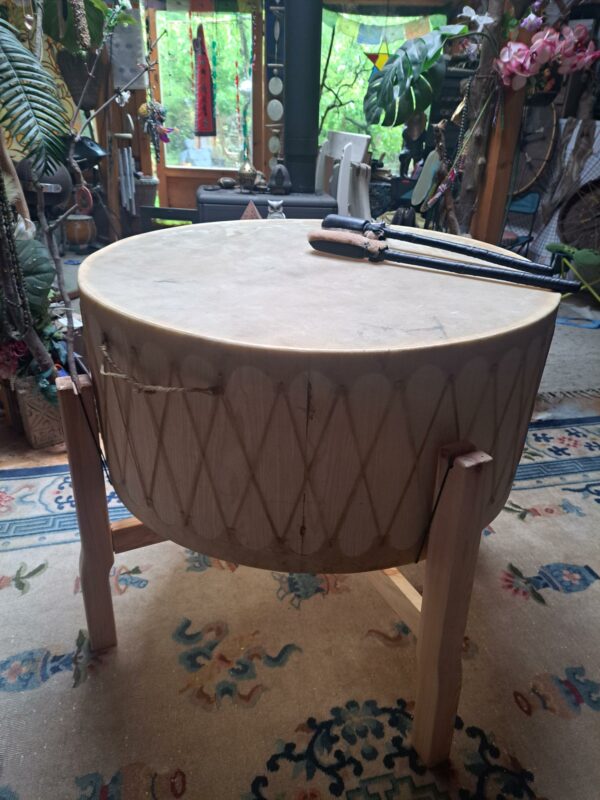 Sjamanendrums te koop | Sjamaan.nl | Sjamanendrum PowWow van Waterbuffel
